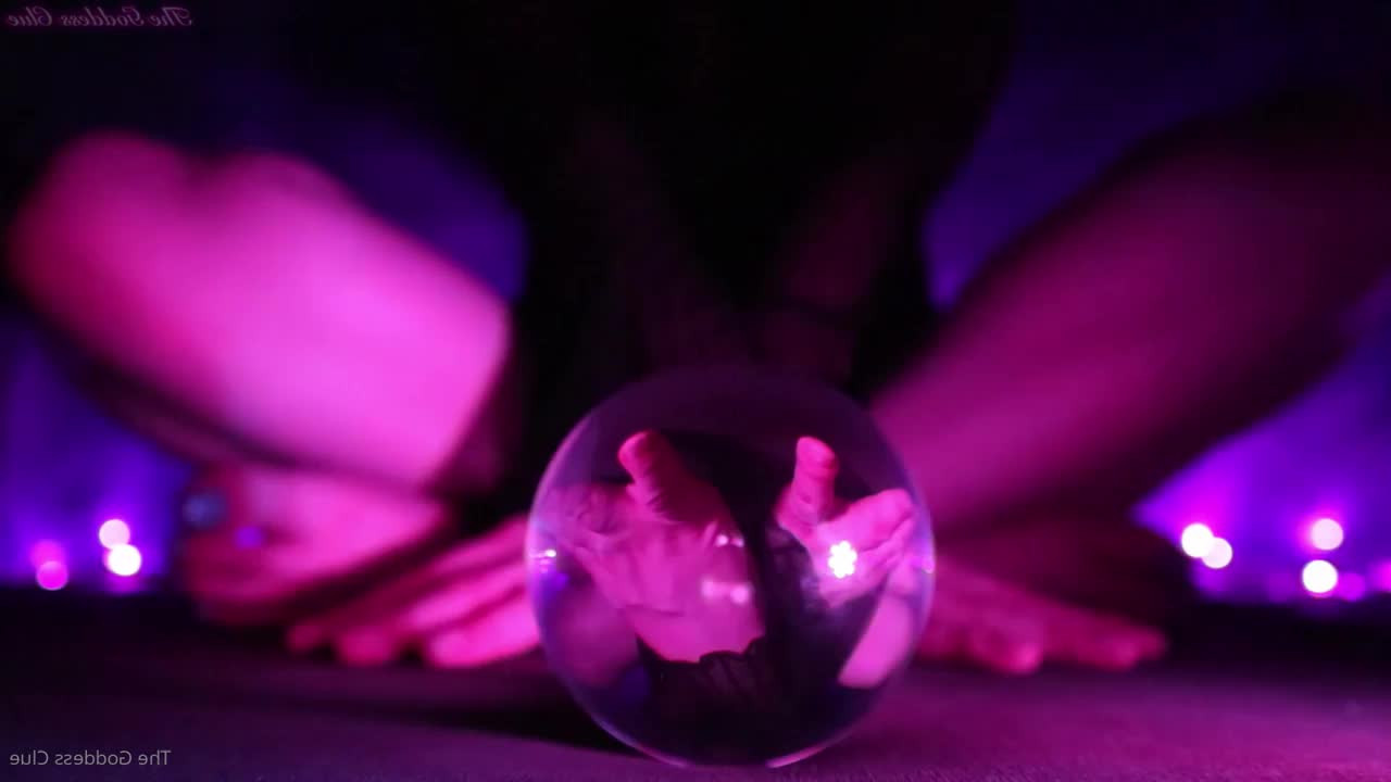 The Goddess Clue [ the-goddess-clue ] - Little oil