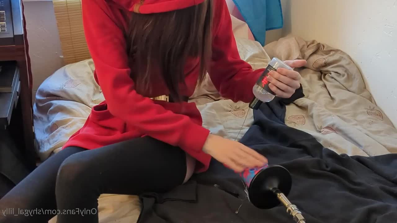 ShyGal Lilly! [ shygal_lilly ] - Bath time  Did I mention I got my hair done this last week