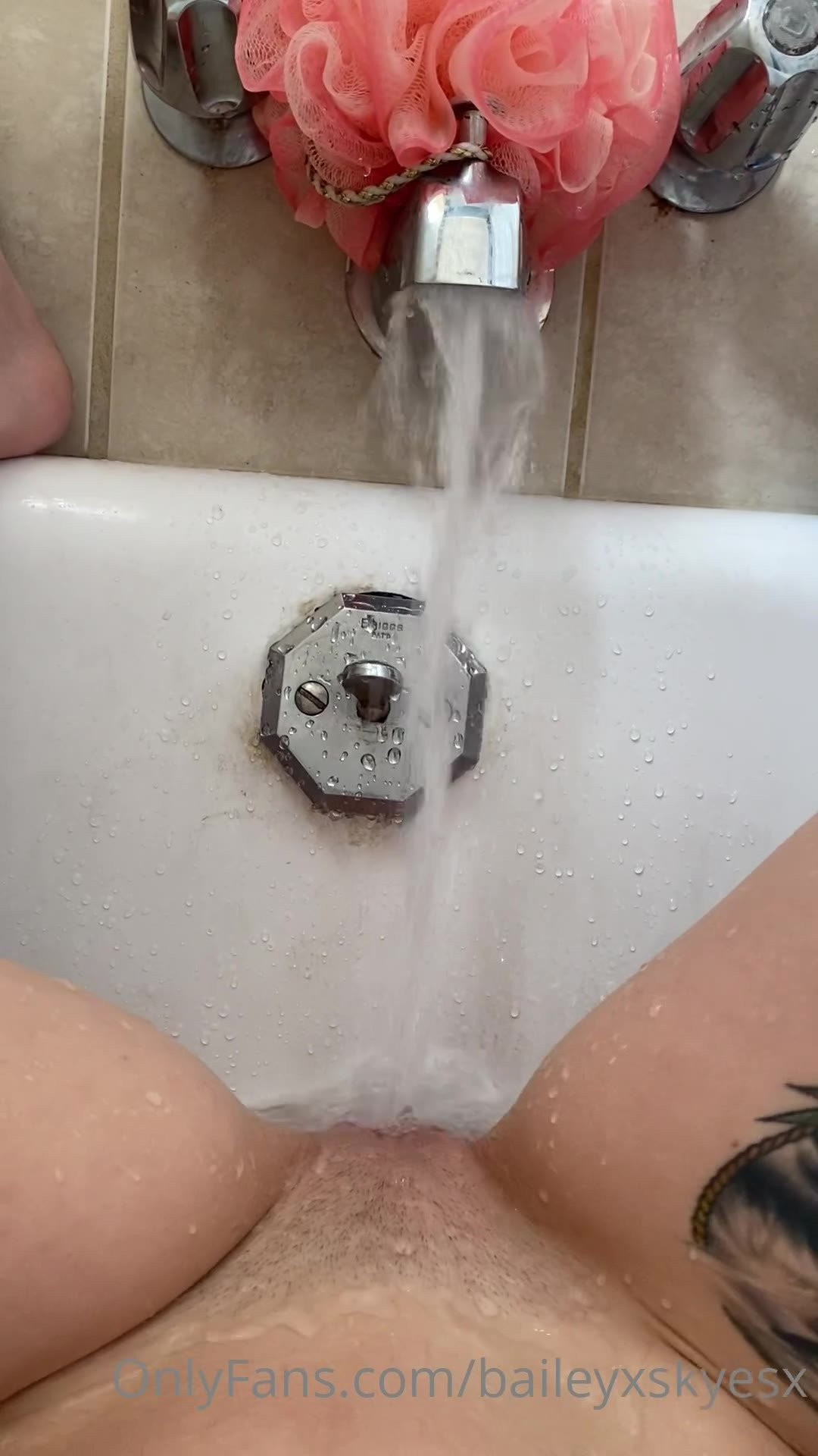 вαιℓєу ѕкуєѕ [ baileyxskyesx ] - Pucker up - ePornLeak