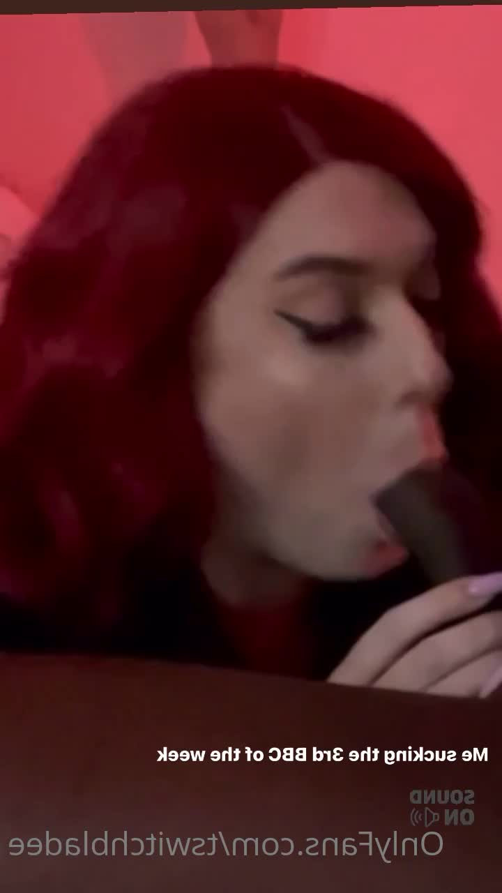 Tswitchbladee - Butt whyyy 🤷‍♀️🍑