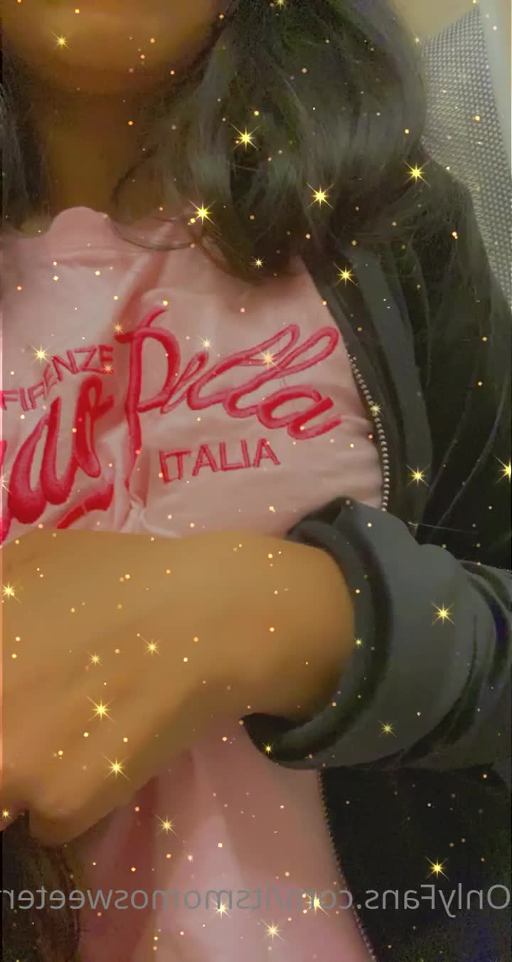 🟢 JUICYINDIAN PUSSY [ itsmomosweeterthansweet ] - Want to tuck me into bed? 😏😏😏