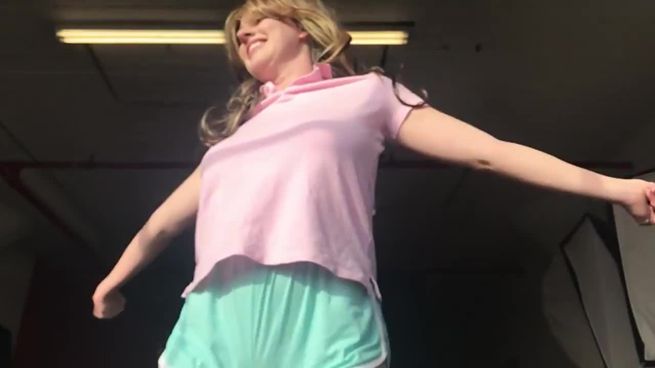 Ana Foxxx [ anafoxxx ] - Hey my Fans, Big Bugotti is going ABROAD✈️✈️. I’m traveling - ePornLeak