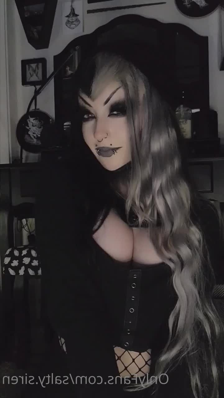 Salty Siren [ saltyy.siren ] - The aftermath lol - ePornLeak