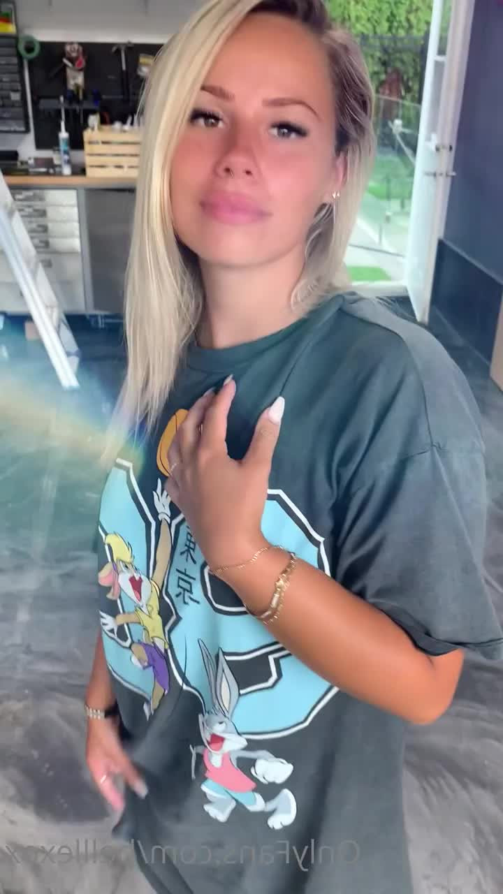 Belle [ belllexox ] - Thing in bed