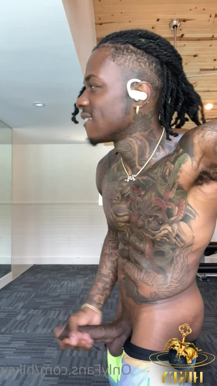 🔑 [ hikey ] - How would you wake this sleeping pirate??