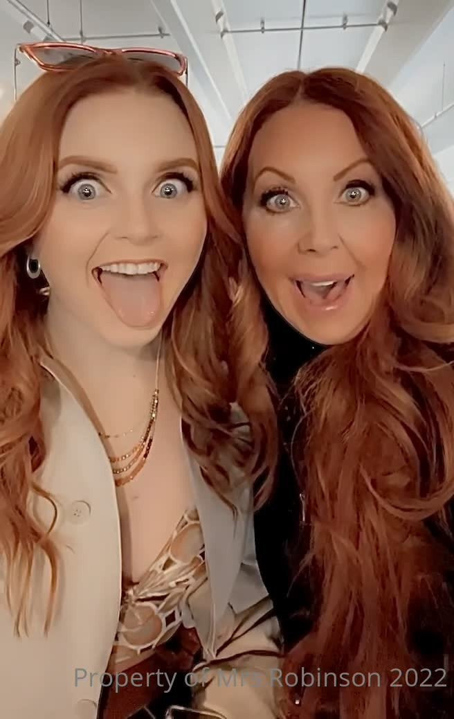 Mrs. Robinson [ mrsrobinsonvip ] - Those FriYaY afternoon feels   When vanilla me gets to unleash kinky