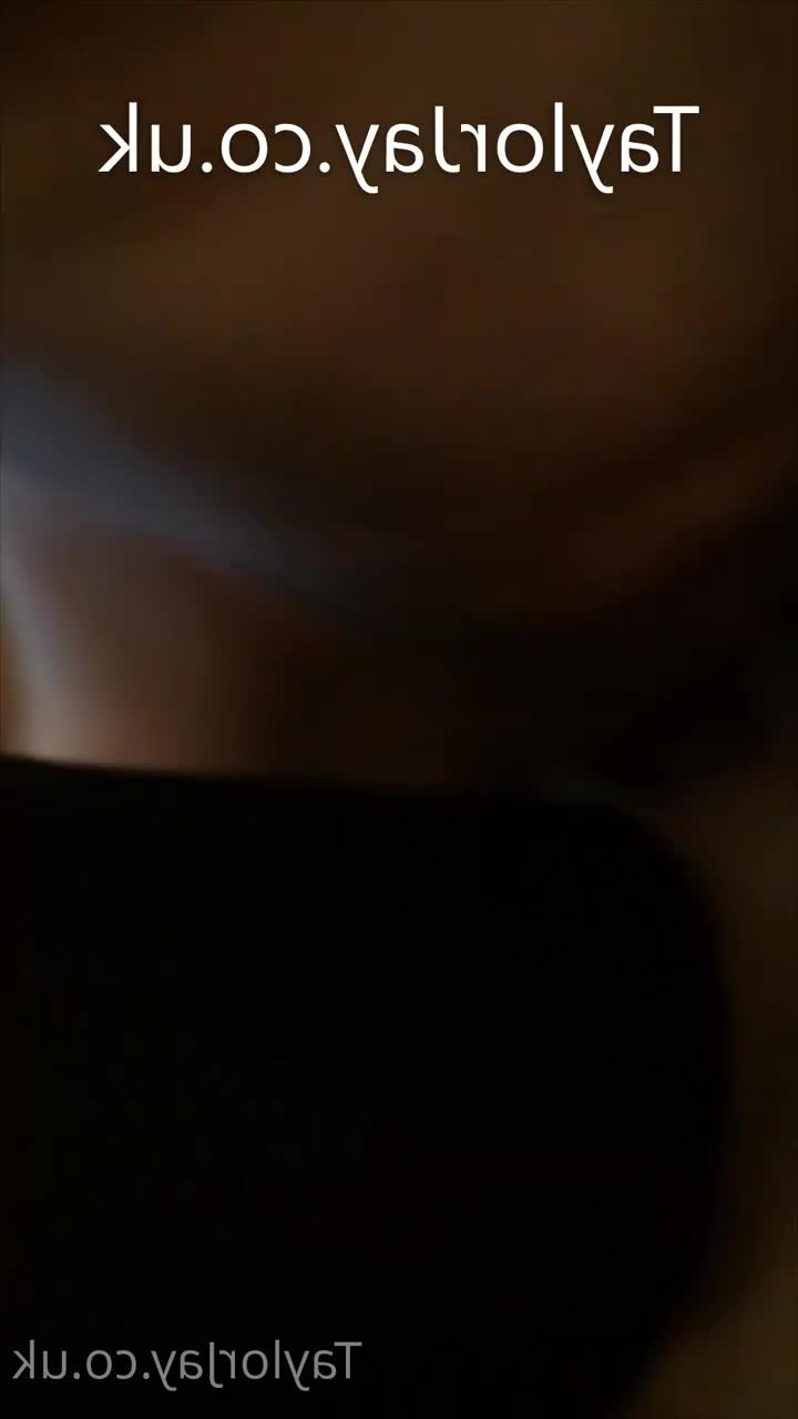 Taylor Jay [ xtaylorjayx ] - @plum_mistress left my ass well and truly paddled. I'll be editing