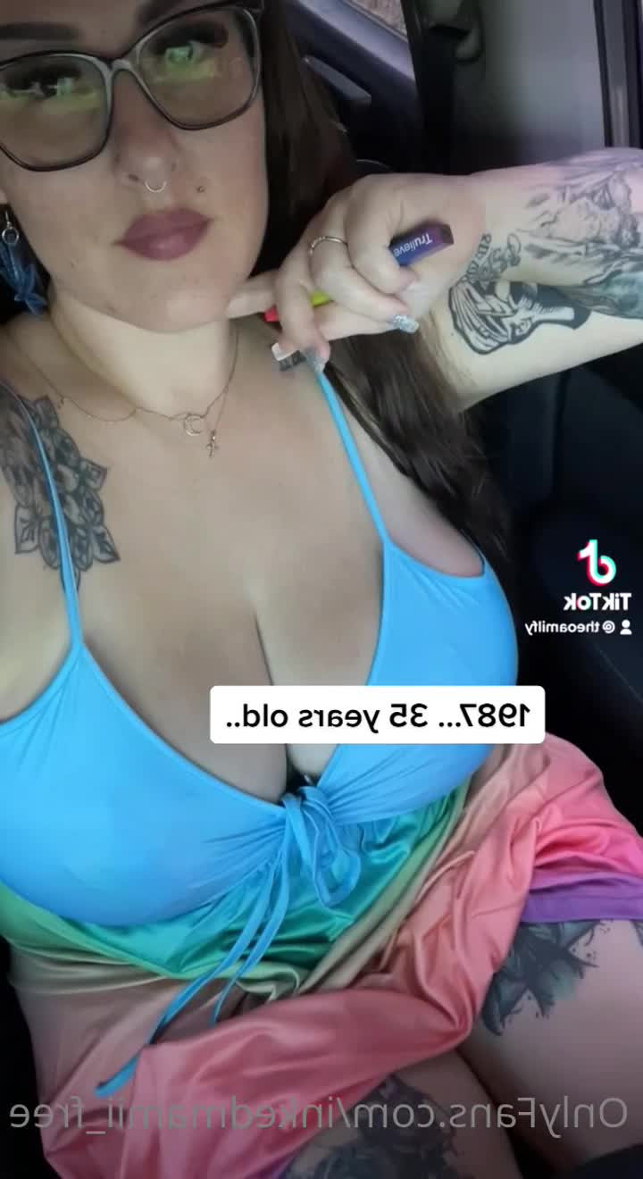 Theodora Jayde [ inkedmamii_free ] - Sometimes I get so tired walking up the stairs..... so i lie down and