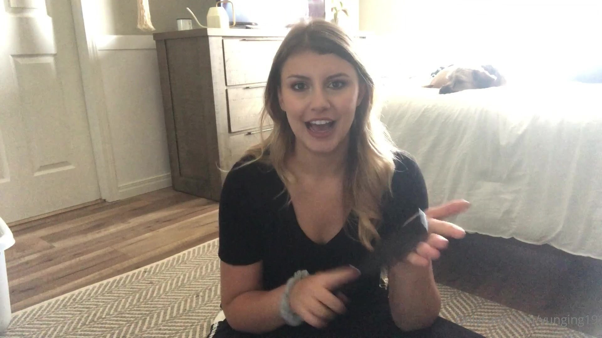 Ashley Elizabeth [ yunging19 ] - Algo bien rico - ePornLeak