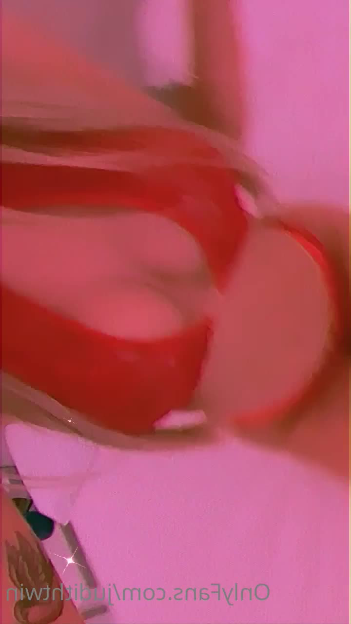 Judith [ judithtwins ] - I would like to see you run your tongue over my body  start with my