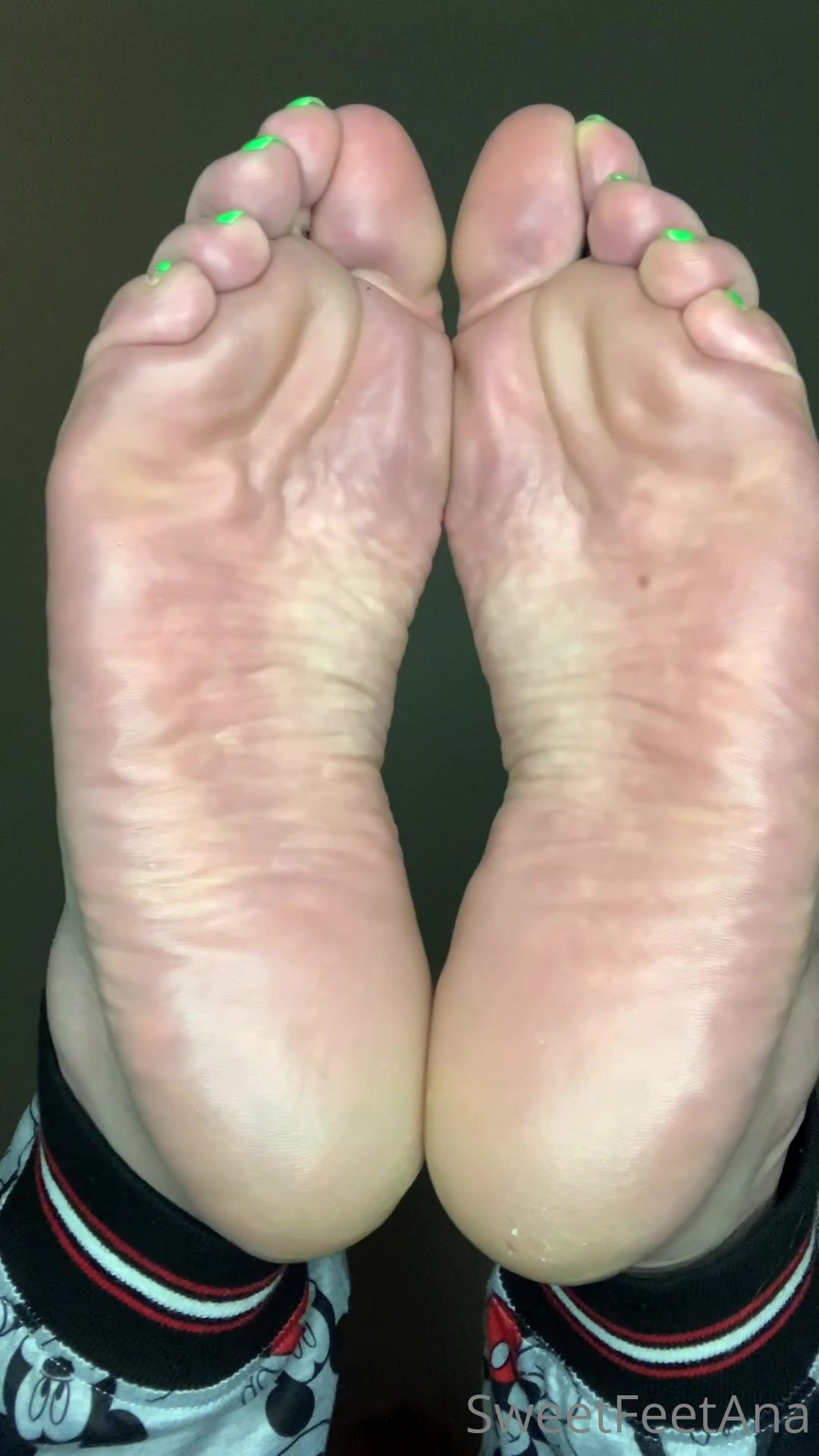 sexysweetfeetana [ sexysweetfeeta1 ] - hiii honey🍯