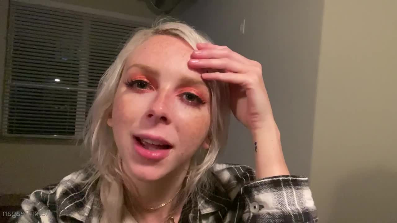 Remi Reagan [ remireagan ] - Gonna stick with my natural hair color