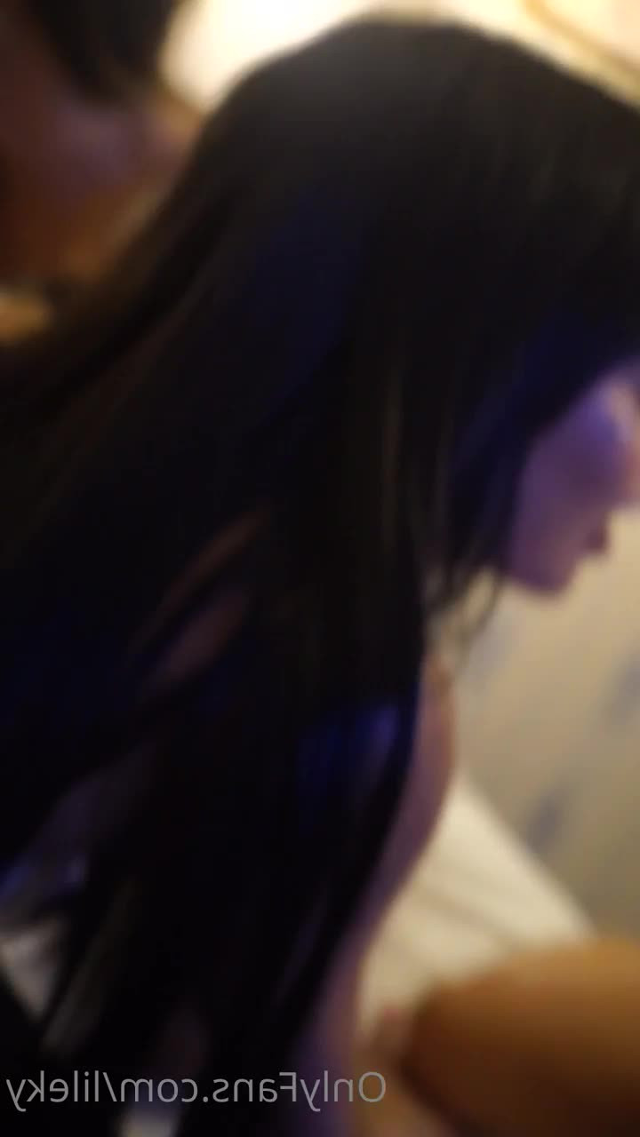 Eky Ghirardello [ ekyghirardello ] - at midnight everything turns different