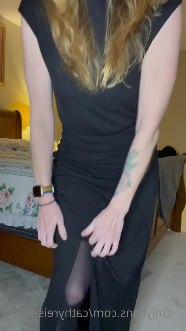 Cathy Reisenwitz 🏗🌐🥑 [ cathyreisenwitz ] - Getting ready for summer like - ePornLeak