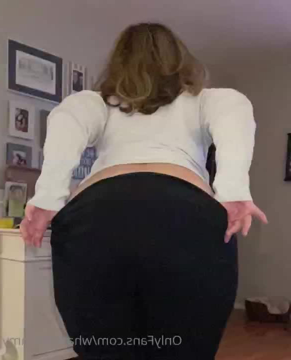 Whatever Amy [ whatevah_amy ] - Wanna see me get wet? grab my main page @nayrusuicide for half price