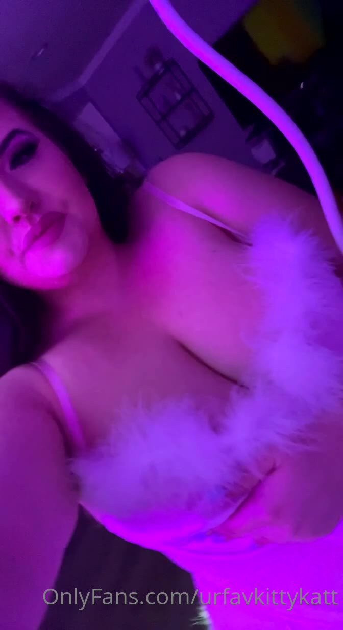 🍭 𝑯𝑶𝑹𝑵𝒀  BBW KITTY 🐱 CHECK DMs 👀 [ urfavkittykatt ] - upskirt 🌞✨