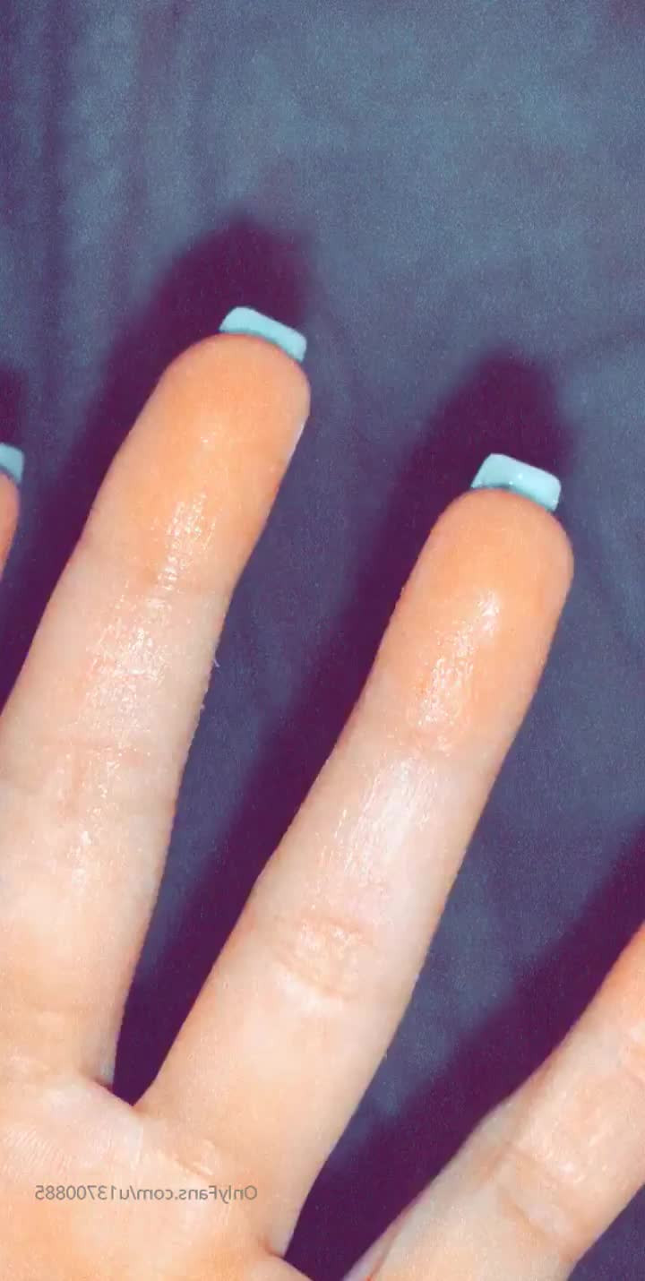 Gabrielle ⚡️ [ gabs_handly ] - PREVIEW - Feed Daddy those feet boy 🤤🤤🤤 @tyjo_95