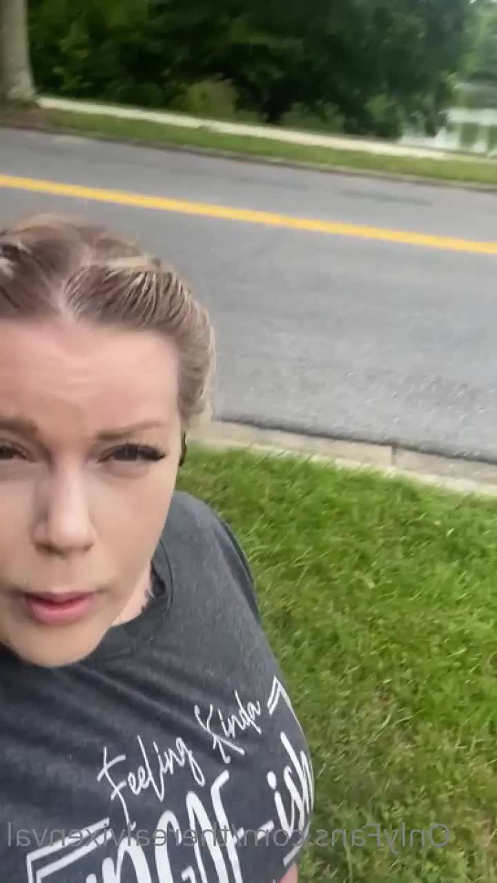 VixenVal [ therealvixenval ] - This is crazy good! - ePornLeak