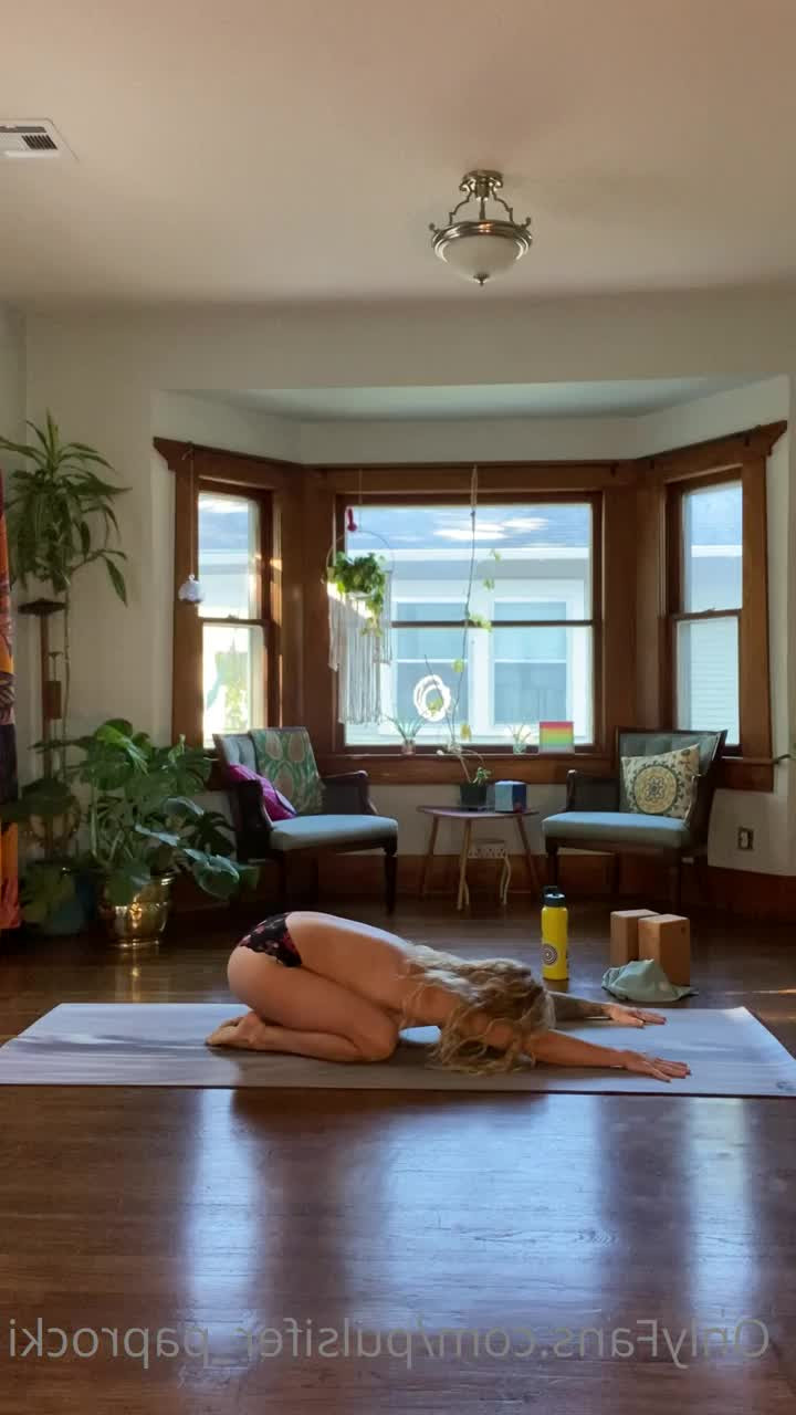 Pulsifer Paprocki [ pulsifer_paprocki ] - Naugty Tongue👅 - ePornLeak