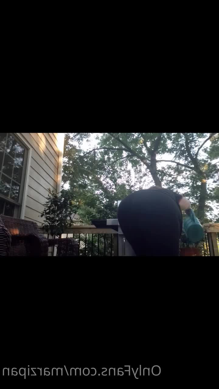 BBW Marzipan [ marzipan ] - Candid video of us girls.... We can never get thru a scene without