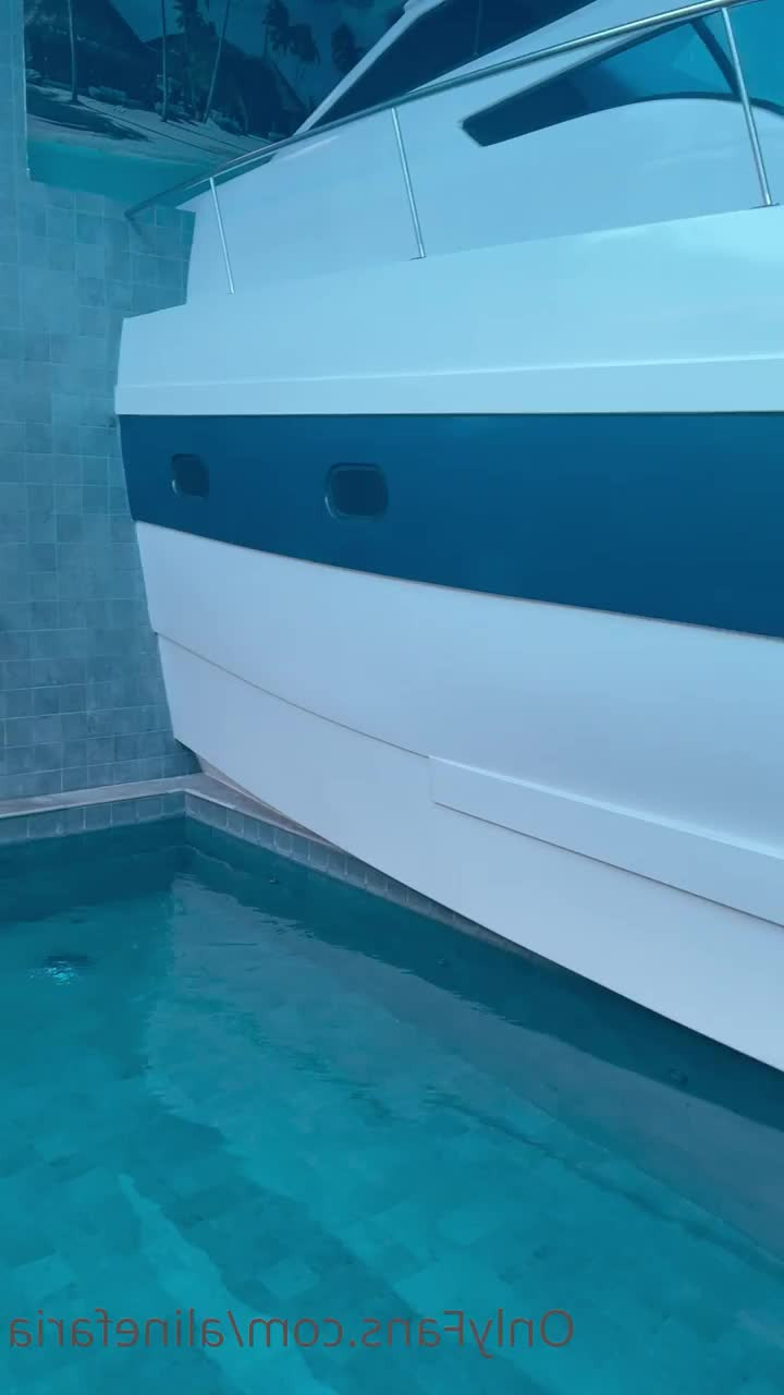 Aline Faria [ alinefaria ] - Princess boobies💕