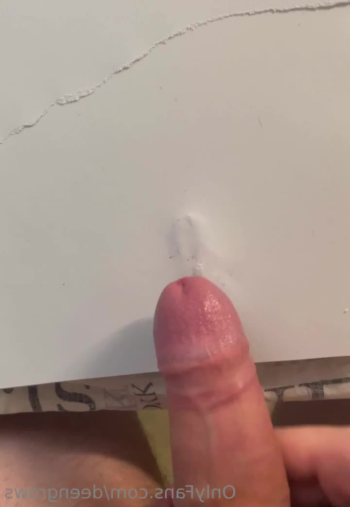 Deen [ deengrows ] - are you watching me shower