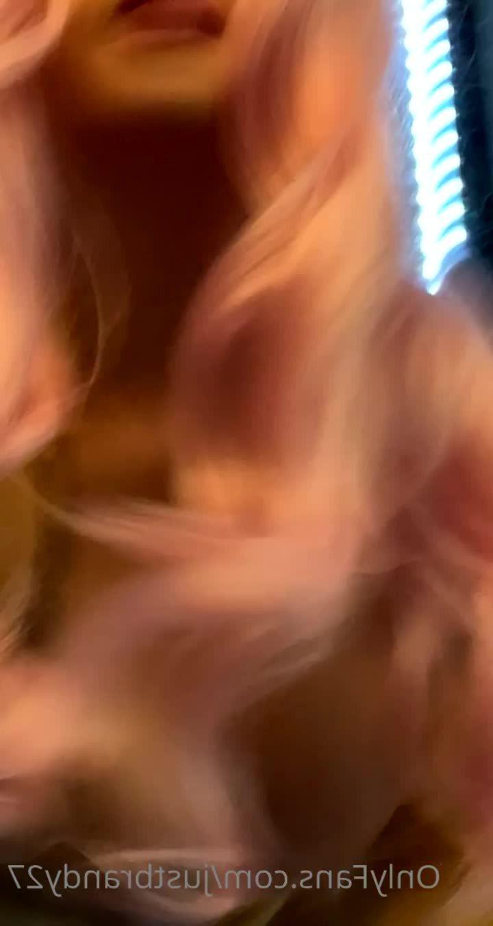 Justbrandy27 - Feliz inicio de semana   los amo