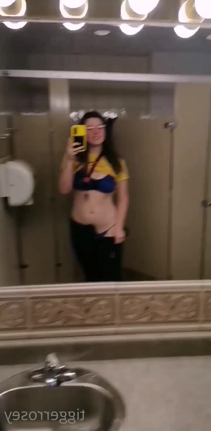 TiggerRosey - Start at my toes and work your way up, slowly.. - ePornLeak