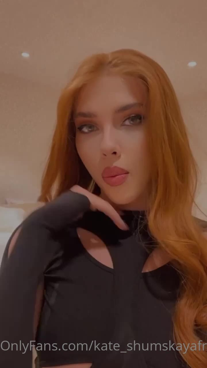 Kate Shumskaya [ kate_shumskayafree ] - Photoset PT 1 (40 pics) 🤍🤎💛  Cute and cuddly with a big