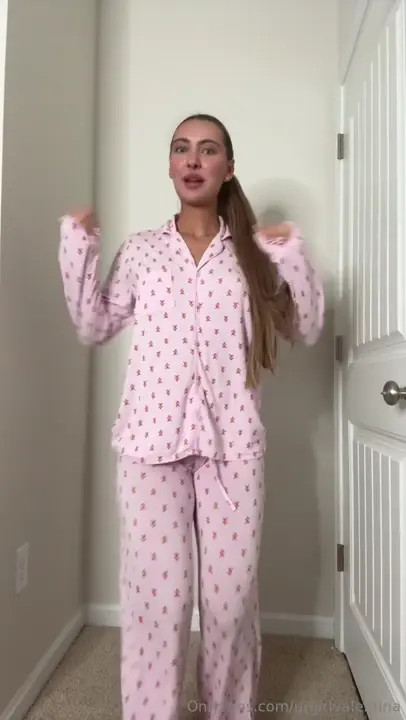 Urgirlvalentina Dancing In Her Pajamas