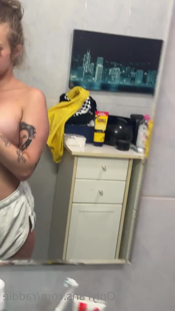 Raddie llod [ raddie ] - I m waiting for your message to have fun