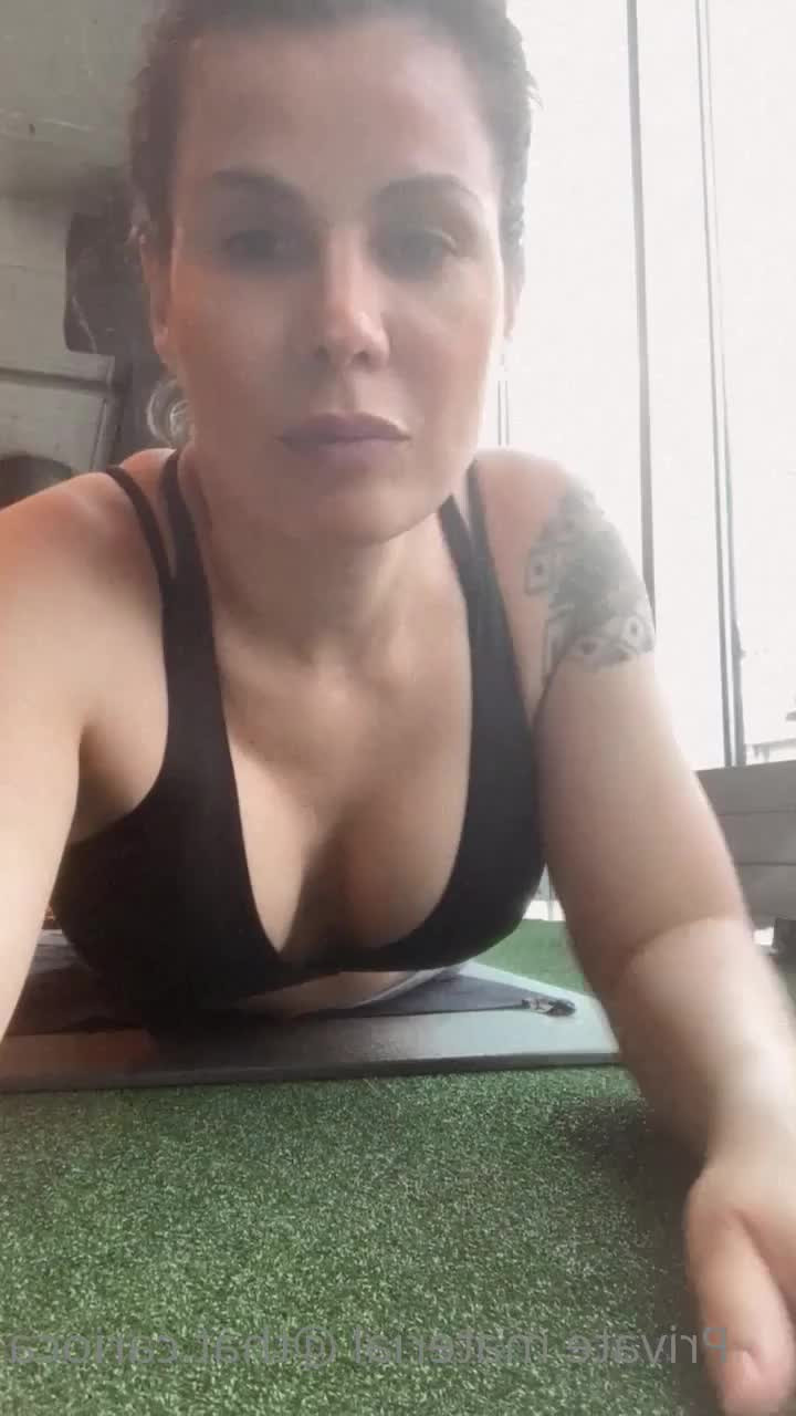 Playmate, MILF, Chef and Wife Material [ that_carioca ] - Normal tubs are never deep enough for all my soft, squishy curves