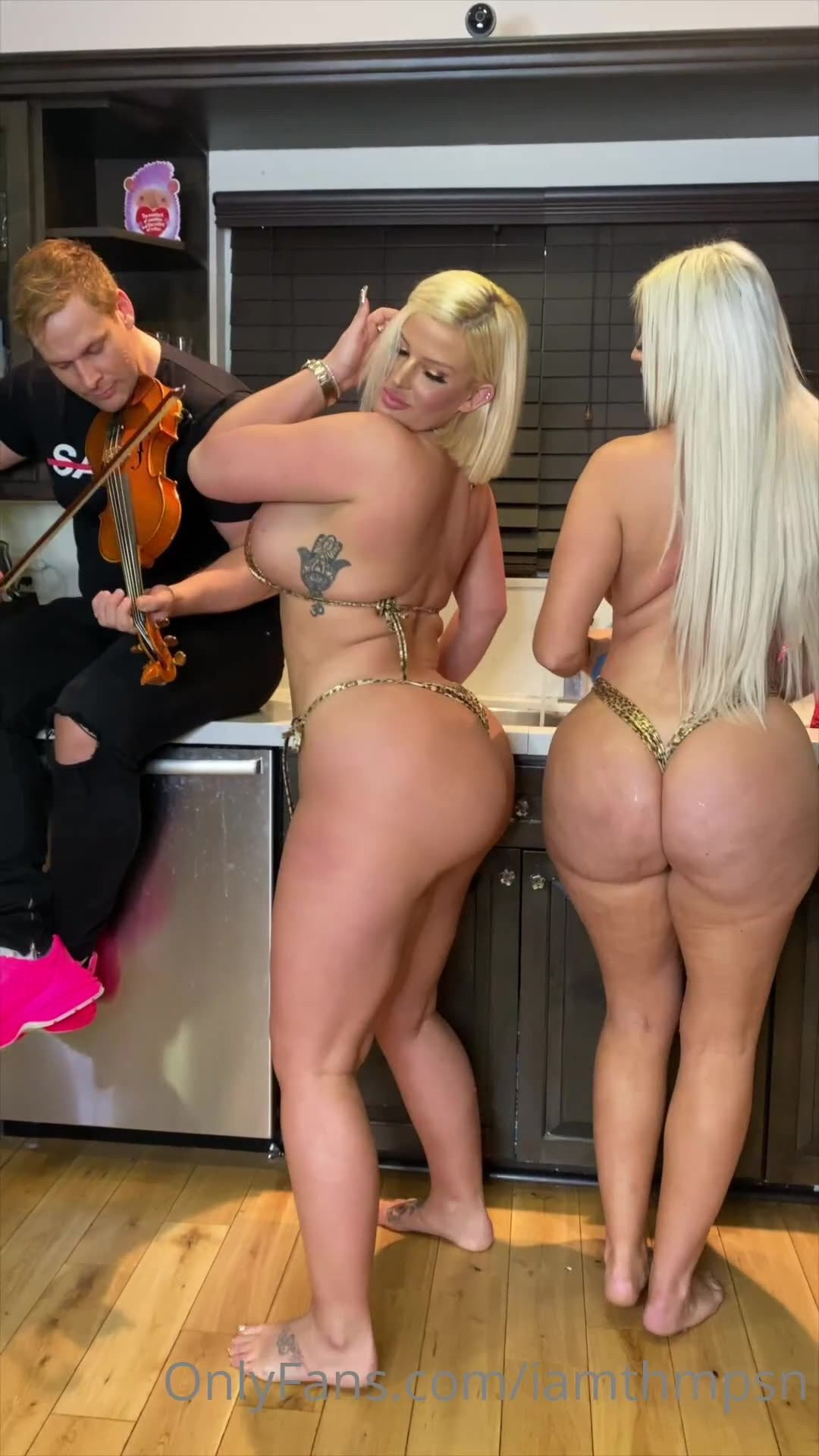 THMPSN [ iamthmpsn ] - You know it s true