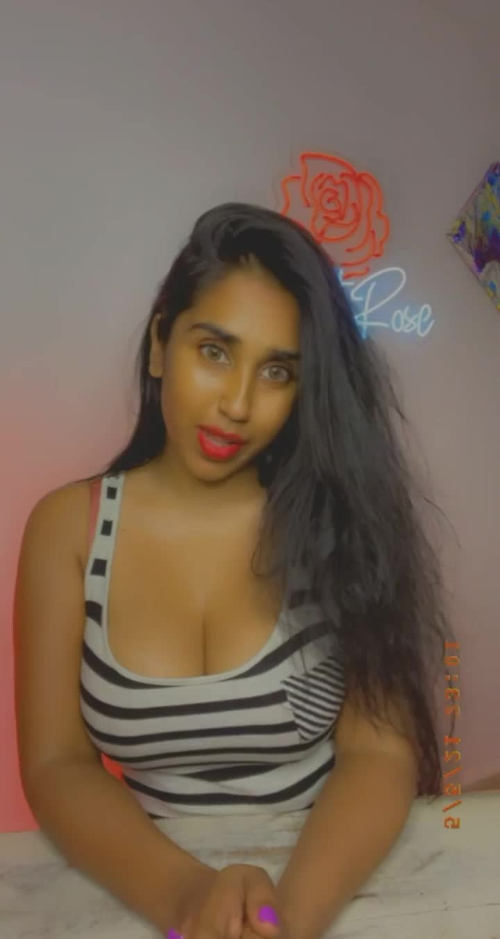 Scarlett Rose ✪ [ scarlettmrose ] - Want to see me get pounded and cum on  Check out this video right now