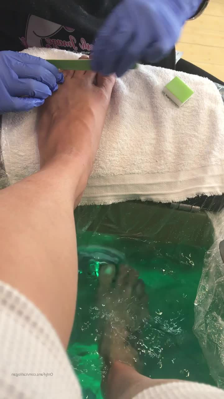 Cali Logan [ calilogan ] - Hi Lov3s 💕 - ePornLeak