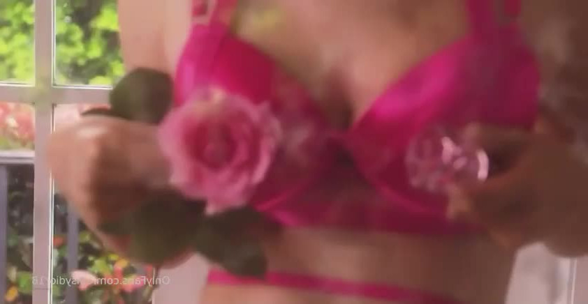 DAISY DIOR | 18 💦 [ daisydior18 ] - Soy más cabrona  que bonita