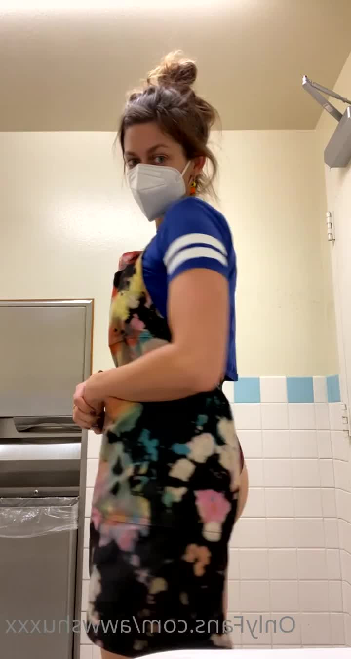 Aww Shuxxx [ awwshuxxx ] - Flash back Friday!! Boobie JOI!!Start your weekend off with a cum!