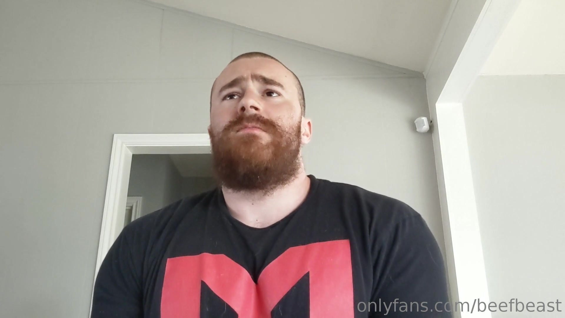 BeefBeast - La prima volta che faccio yoga  direi che me la cavo bene  che dici  