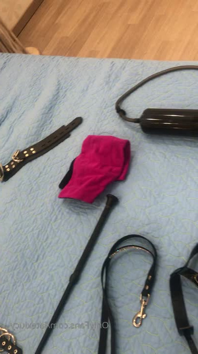 latexlucy - follow the spiral to the center 🌀🖤👀 - ePornLeak