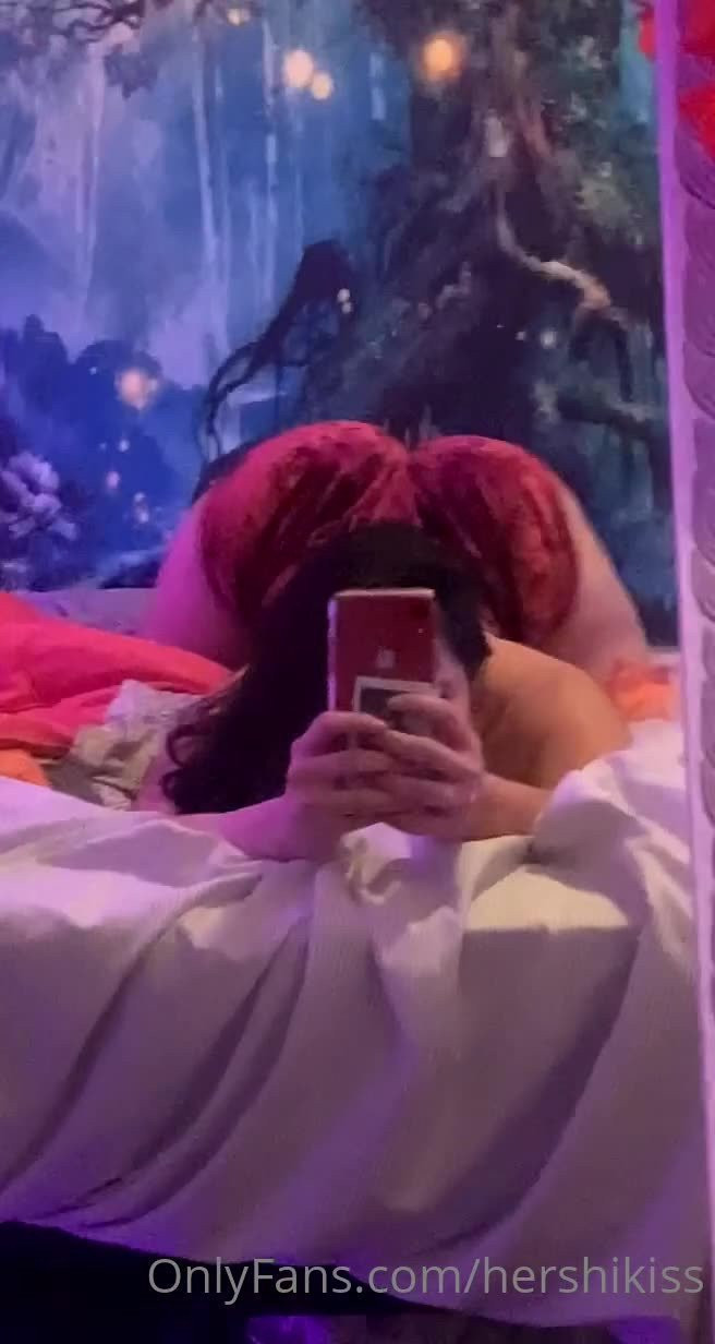 Susannah [ hershikiss ] - I m available for anything today  Hmu