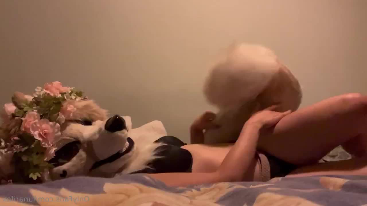 lunarifox - Happy Wagon Wednesday babes 😘🖤🫶🏼