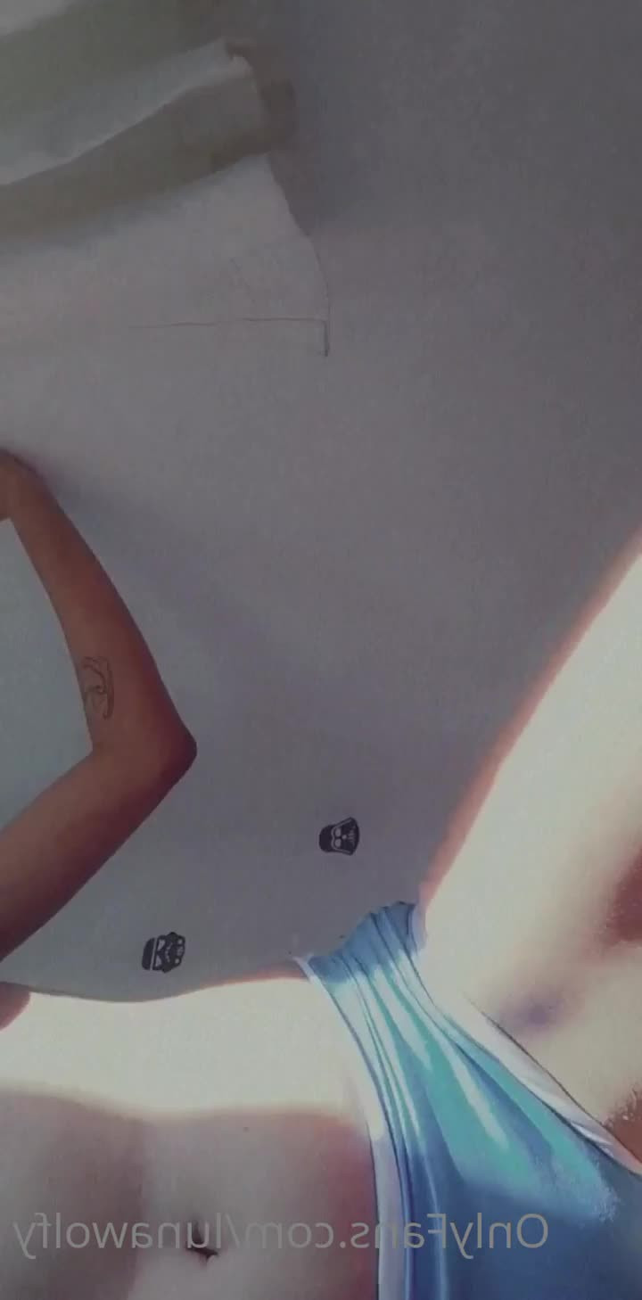 LunaWolfy • cute gf 🌸 [ lunawolfy ] - Ola  Am back  Show some love   4 pics for 20