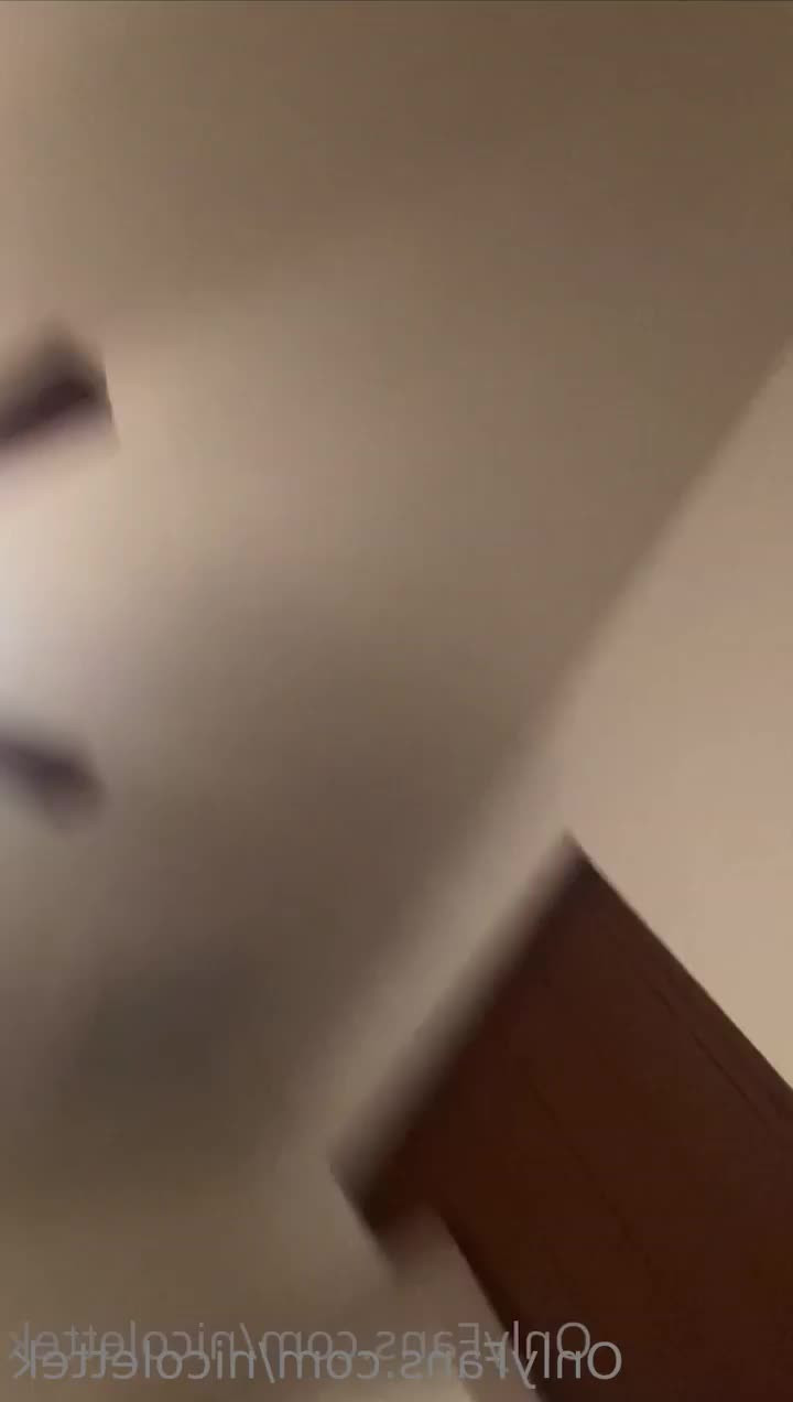 nicolettek - Good content to watch