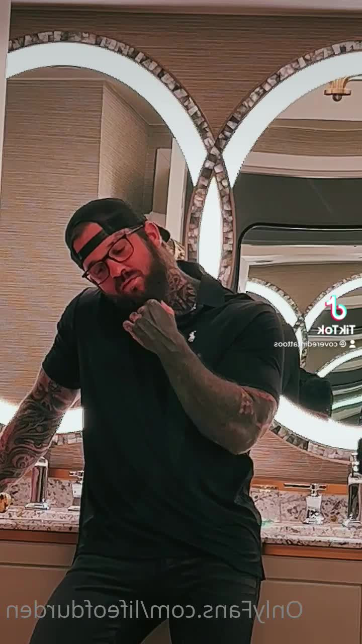 Durden [ lifeofdurden ] - @blakebaileyvip i promise i'll spoil you rotten on my VIP page 🙊