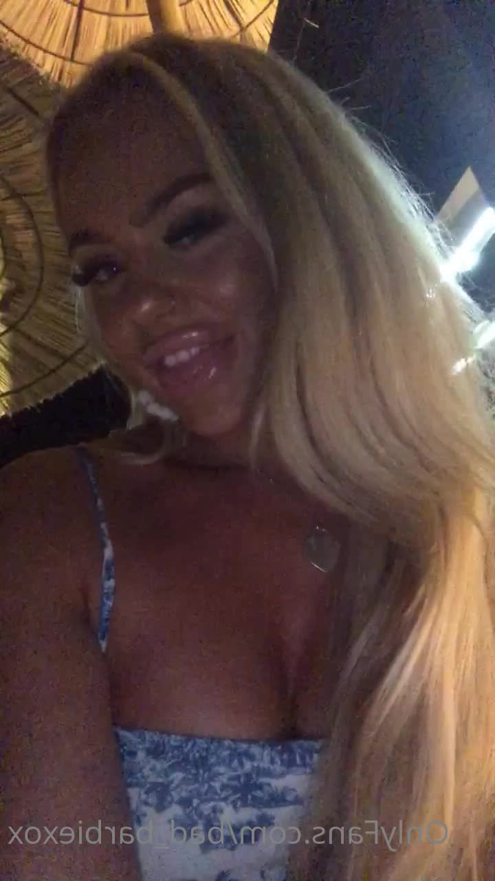 J E S S 👑 [ bad_barbiexox ] - Daddy s getting thick - ePornLeak