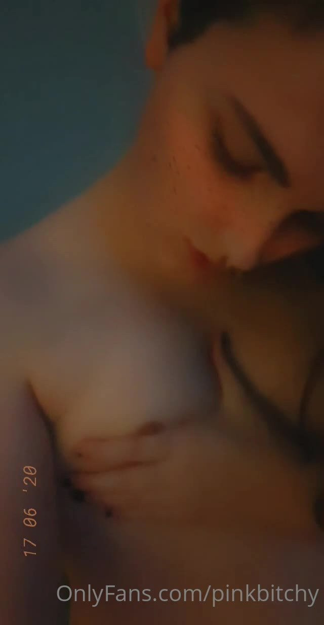 pinkbitchy - Get me wet - ePornLeak