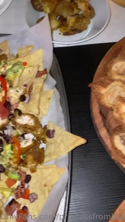 PrincessFromBabylon Shows Off Her Cooking Skills - ePornLeak