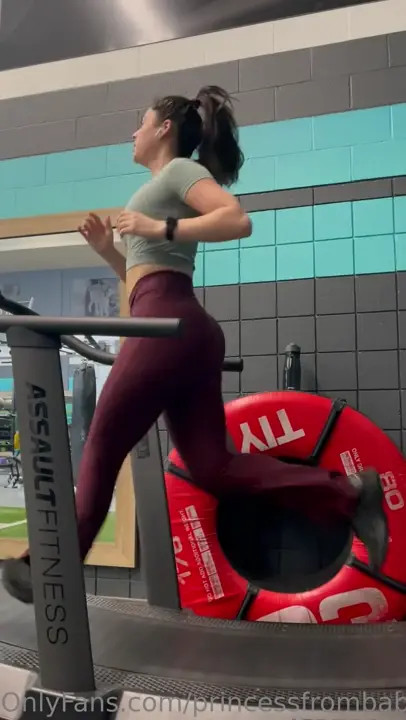 PrincessFromBabylon Running In The Gym