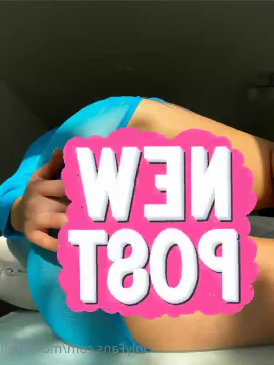 Molly Bell 🧸 #1 YOGA INSTRUCTOR 💦 [ mollyxbell ] - I may have made a mess 😋