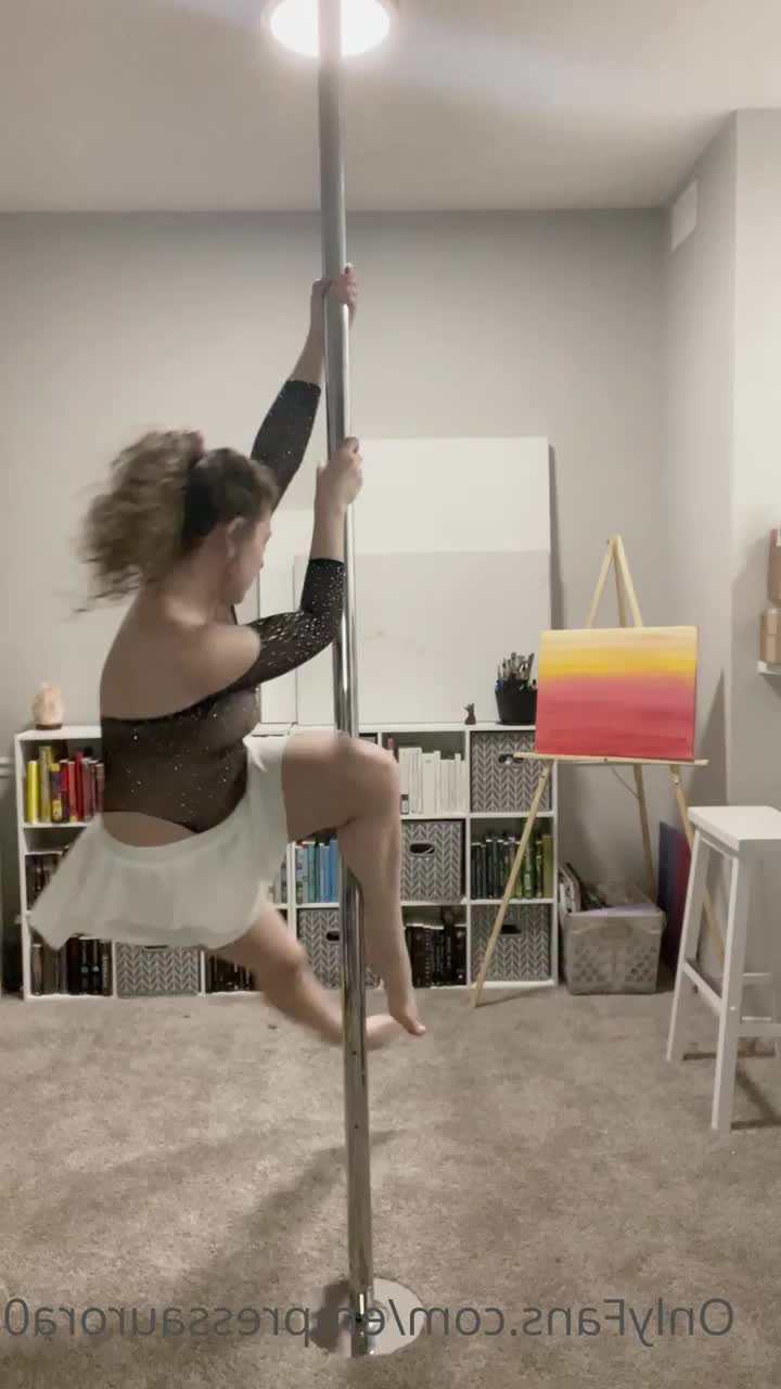 aurora brooke [ aurora.brooke ] - Nothing beats Fresh air and Sunshine - ePornLeak